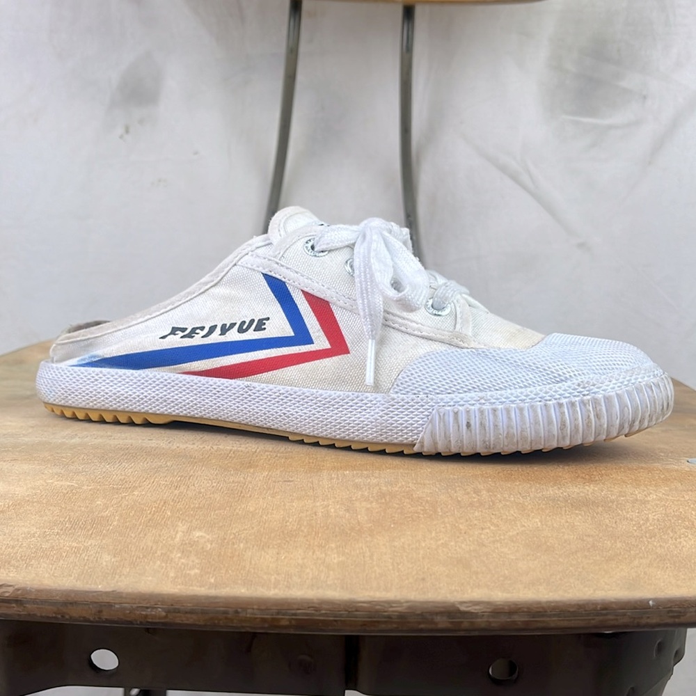 Feiyue Canvas Slip-ons with laces